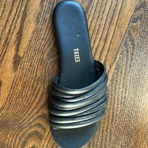 Tkees black sandal size 9